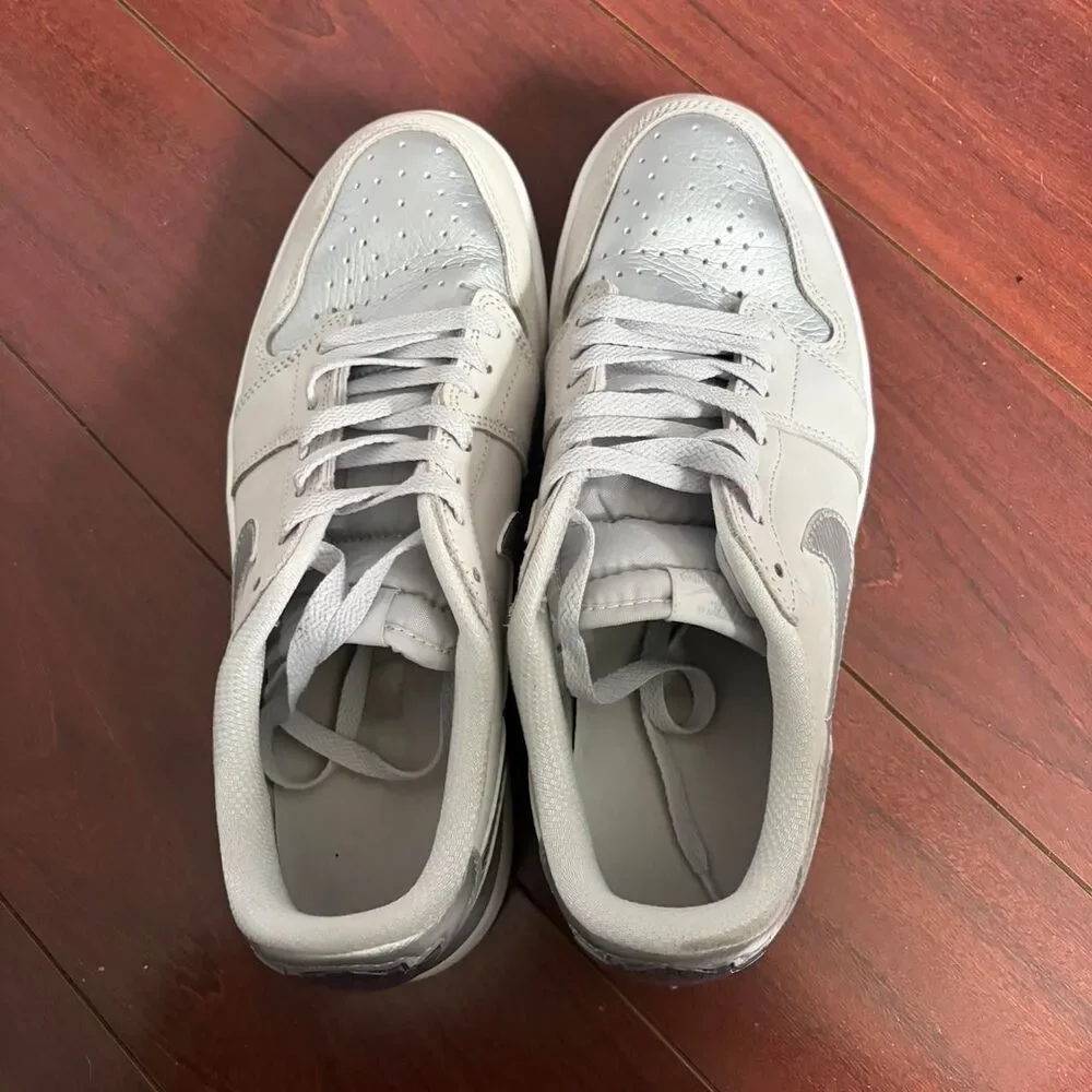 Jordan 1 Retro Low Metallic Silver Trainers